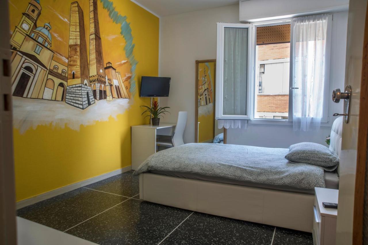 Fly House Bologna...Un Appartamento Al Volo エクステリア 写真
