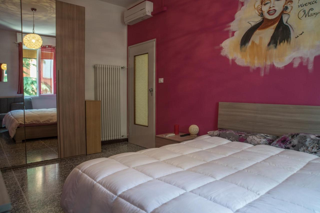 Fly House Bologna...Un Appartamento Al Volo エクステリア 写真